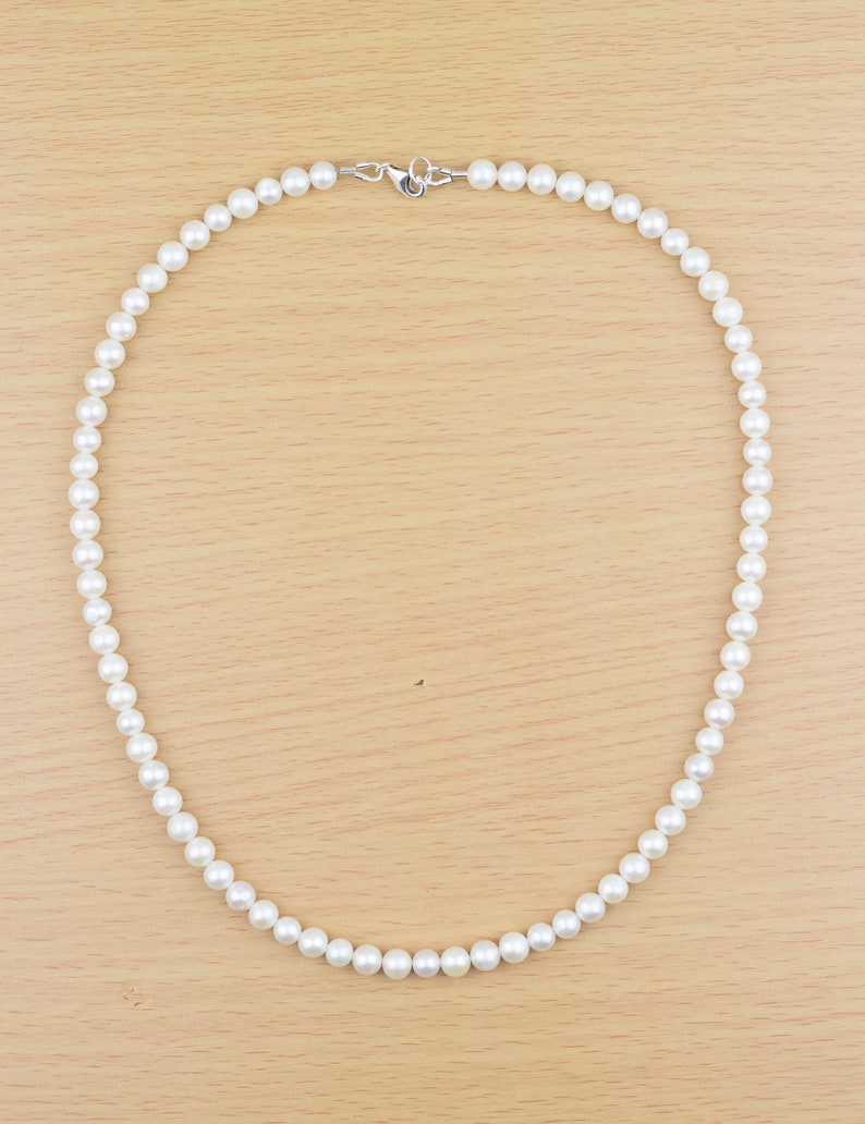 Freshwater Pearl Necklace in Sterling Silver