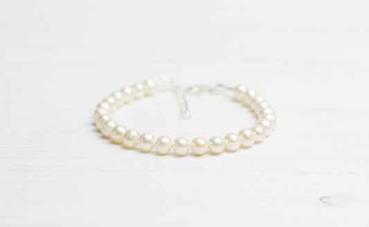 Freshwater Pearl Bracelet Beaded in Sterling Silver